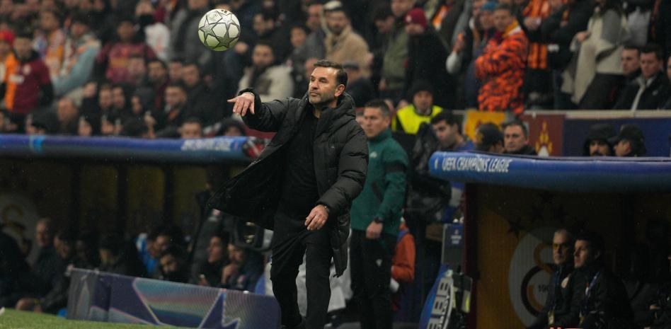 开云体育下载-加拉塔萨雷主帅：和马竞交手很有锻炼价值；在冬窗很难签下想要的人